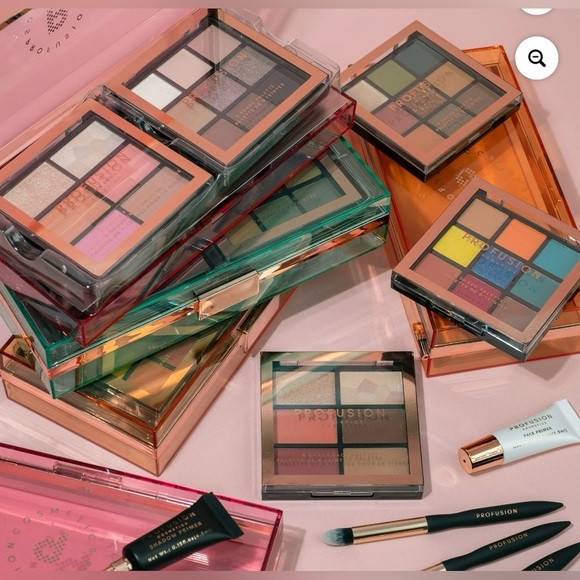 Profusion Cosmetics Artistry On-The-Go Eyeshadow and Face Palette In The Tropics - Picture 11 of 11